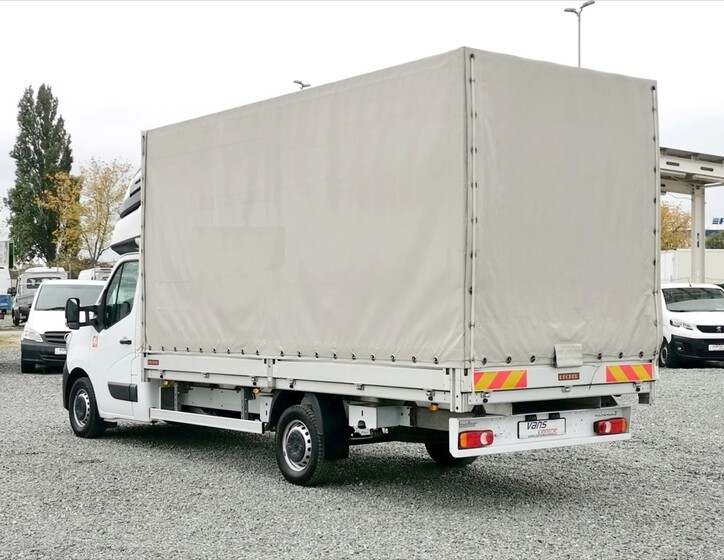Renault Master 4