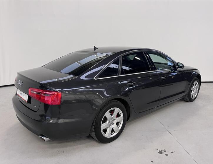 Audi A6 2