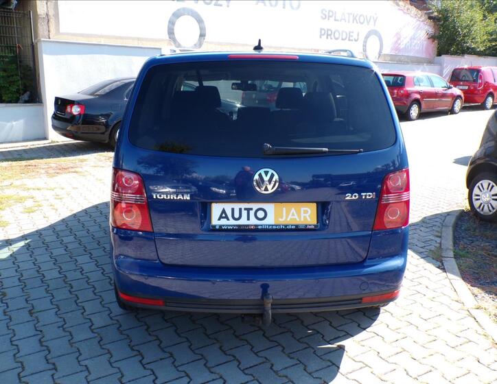 Volkswagen Touran 5