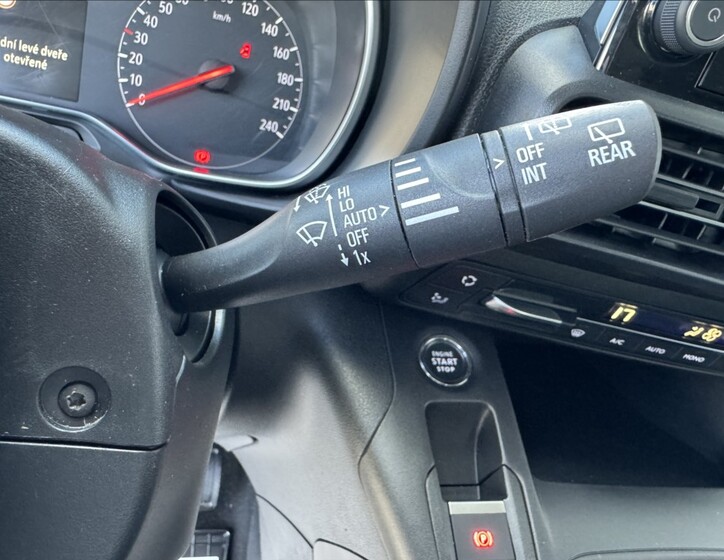 Opel Combo 32