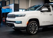 Jeep Grand Wagoneer 15
