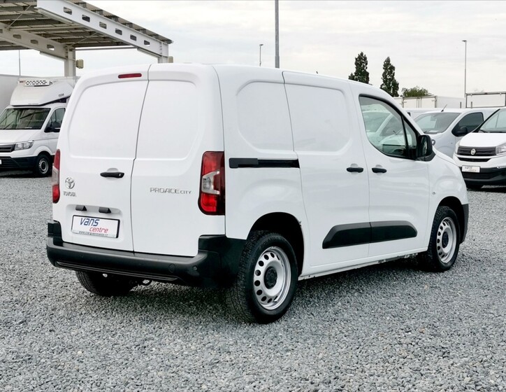 Toyota ProAce City 3