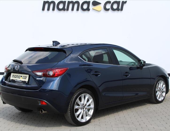 Mazda 3 7