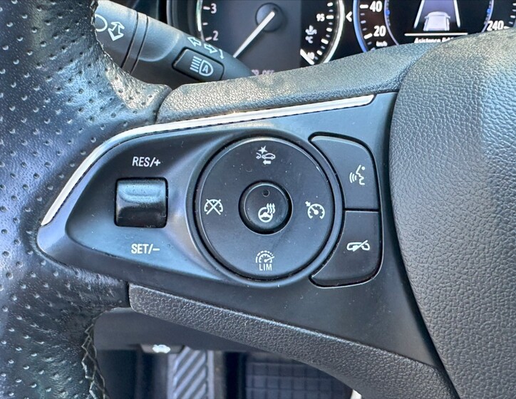Opel Insignia 26