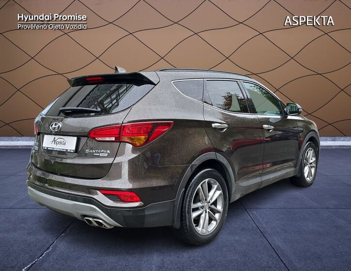 Hyundai Santa Fe 5
