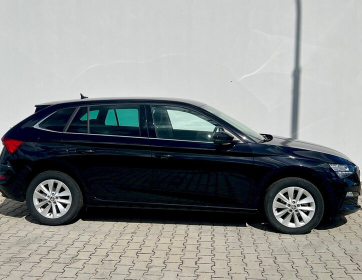 Škoda Scala 10