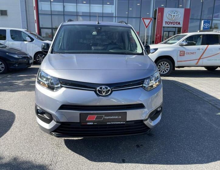 Toyota ProAce City Verso 11