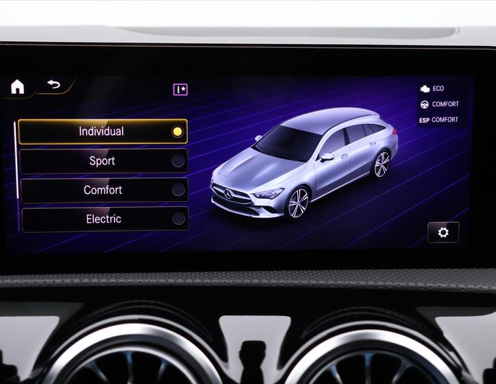 Mercedes-Benz CLA 30