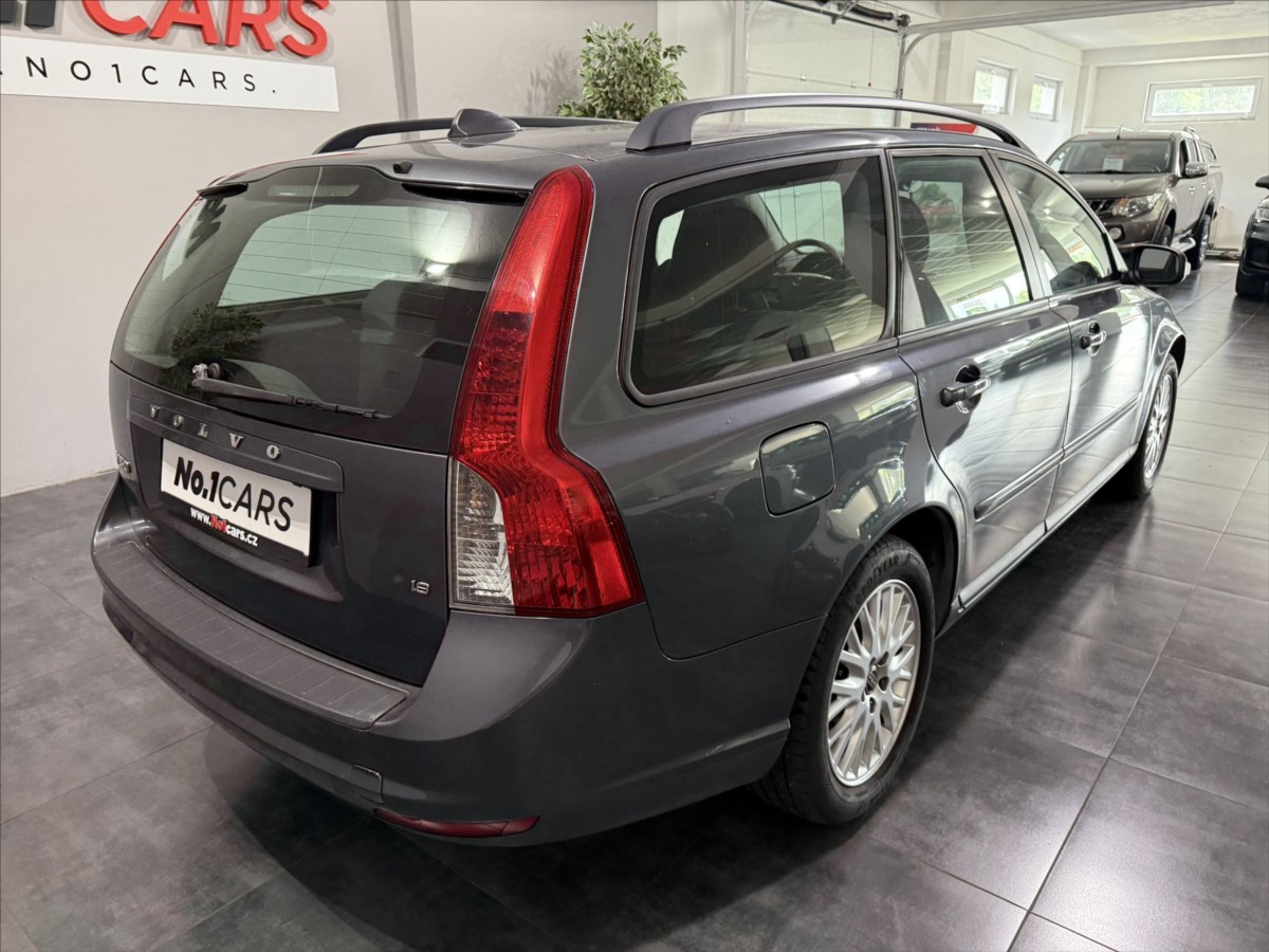 Volvo V50