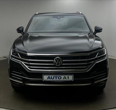 Volkswagen Touareg 2