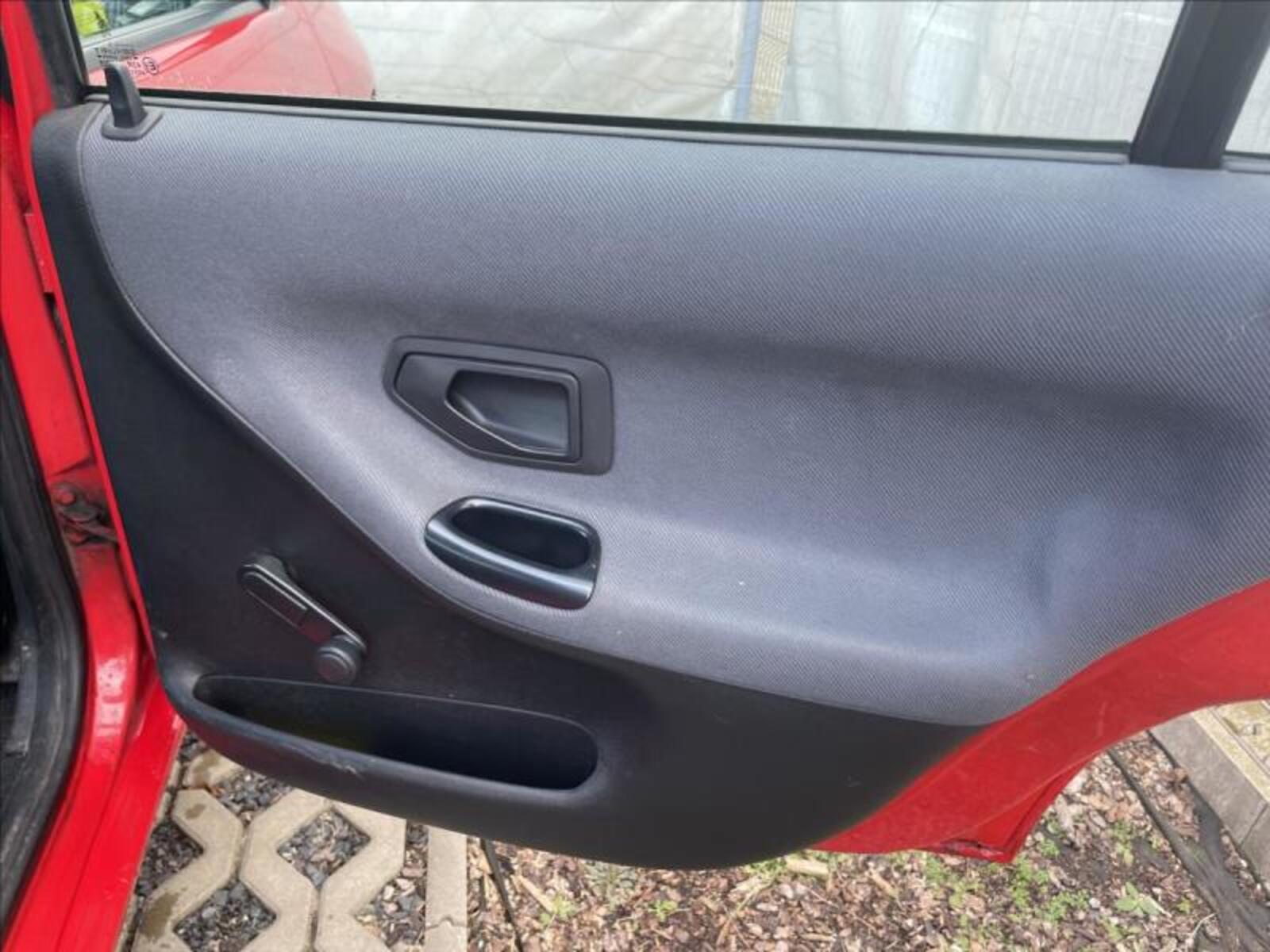 Peugeot 306 18