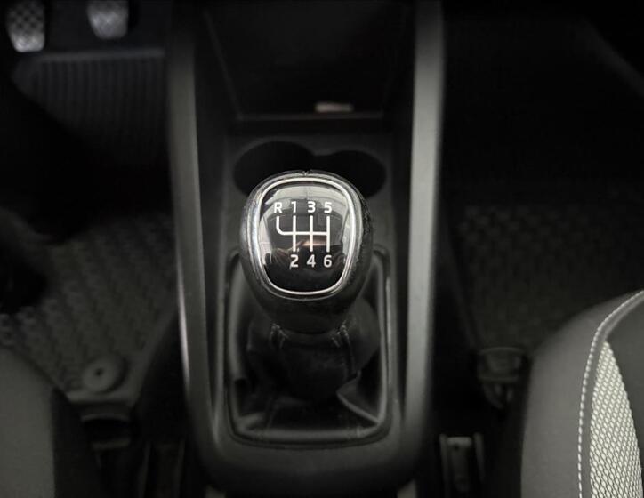 Škoda Fabia 19