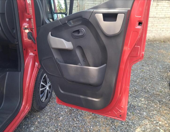 Renault Master 18