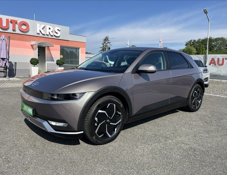 Hyundai IONIQ 11