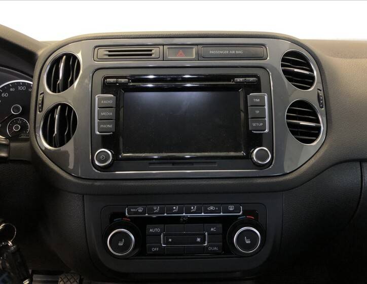 Volkswagen Tiguan 16
