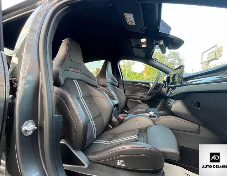 Ford Focus 27
