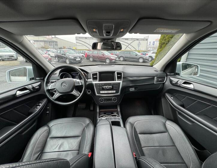 Mercedes-Benz GL 13