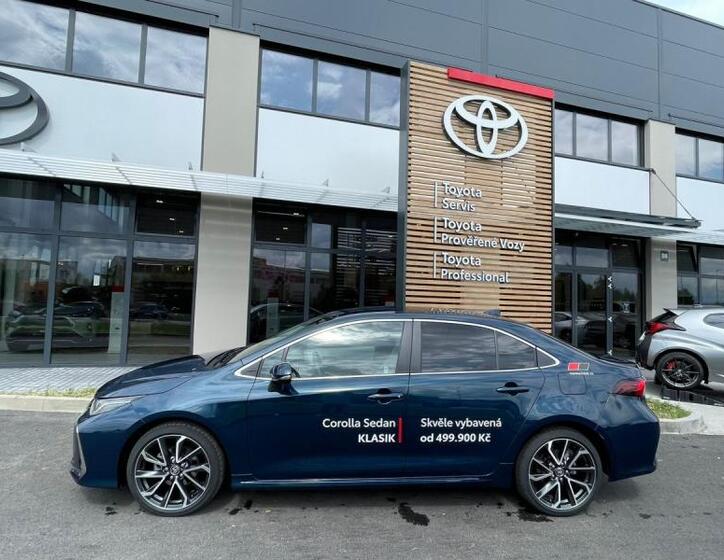 Toyota Corolla 4