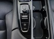 Volvo V90 34