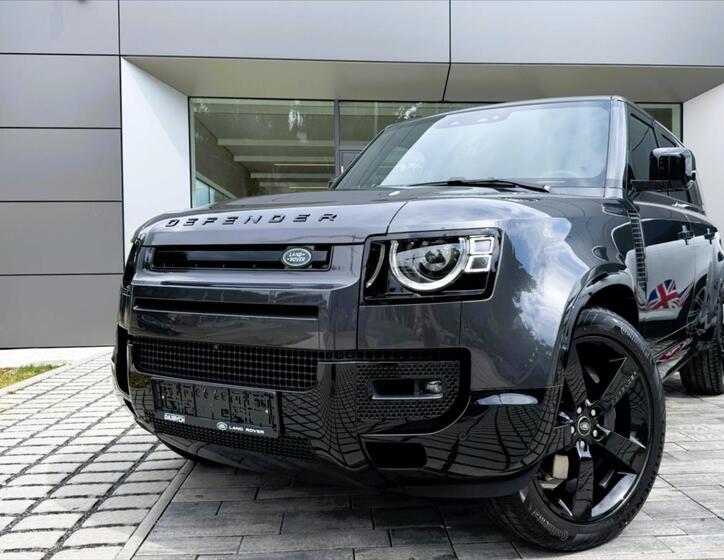 Land Rover Defender 36