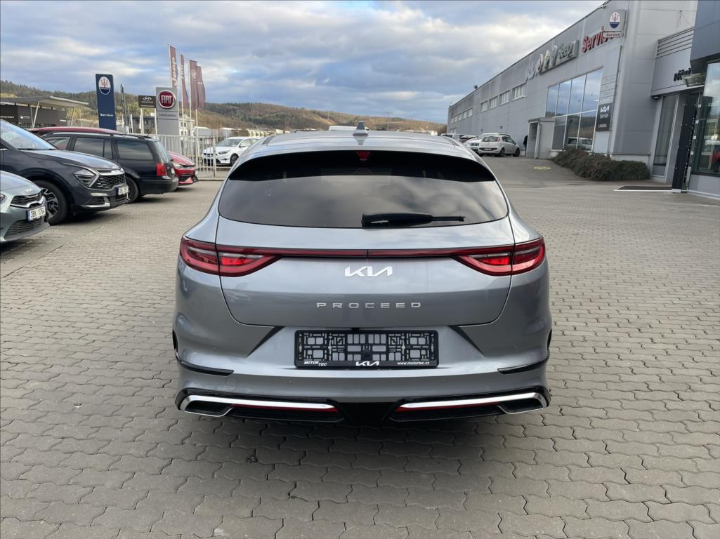 KIA ProCeed