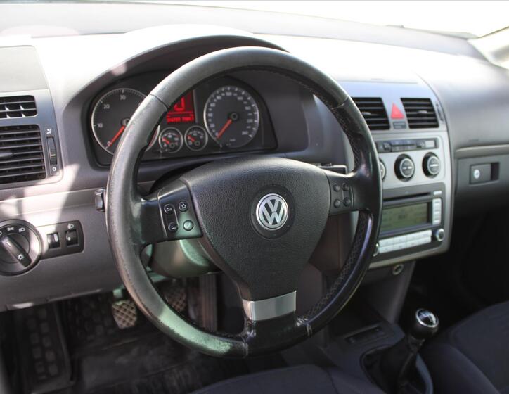 Volkswagen Touran 14