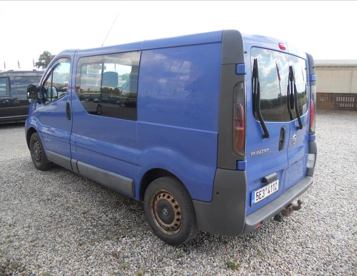Nissan Primastar 8