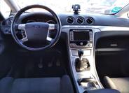 Ford S-MAX 10