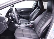 Mercedes-Benz GLA 13