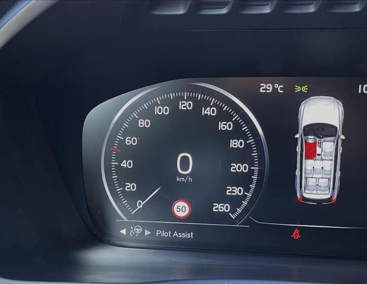 Volvo XC90 47