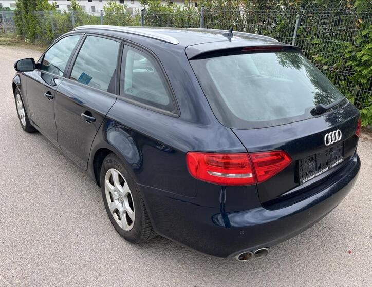 Audi A4 8