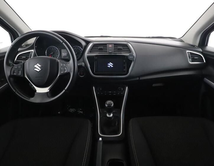 Suzuki SX4 S-Cross 2