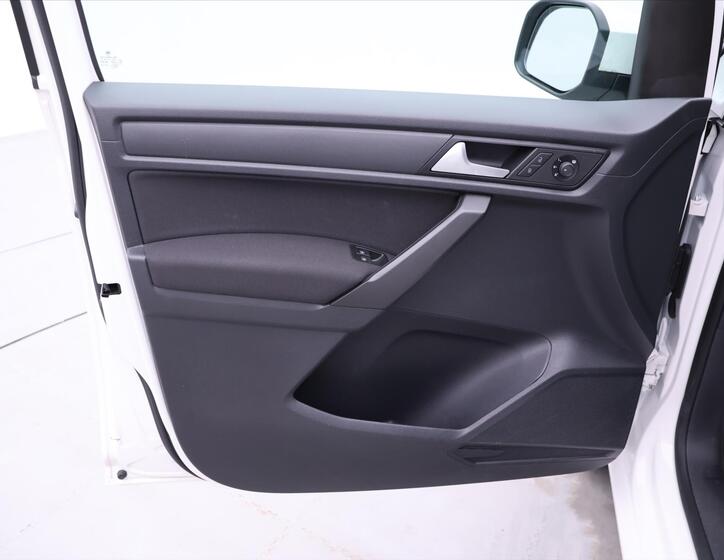 Volkswagen Caddy 13