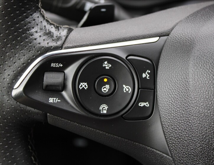 Opel Insignia 22
