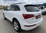 Audi Q5 4