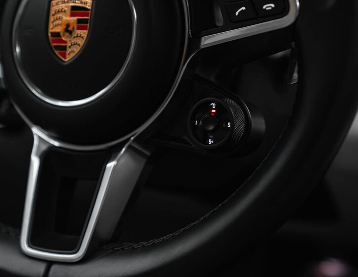 Porsche Panamera 33