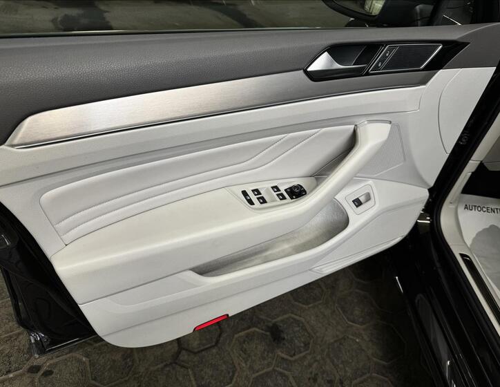 Volkswagen Passat 13