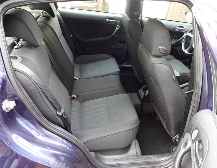 Alfa Romeo 147 24