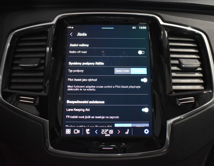 Volvo XC90 21