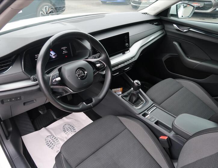 Škoda Octavia 9