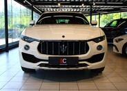 Maserati Levante 2