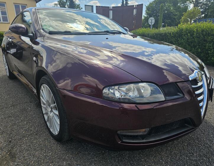 Alfa Romeo GT 3