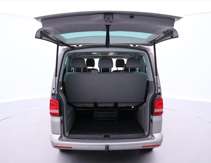 Volkswagen Caravelle 9