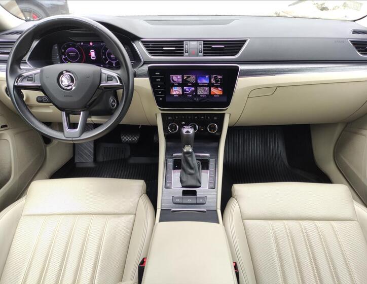 Škoda Superb 5