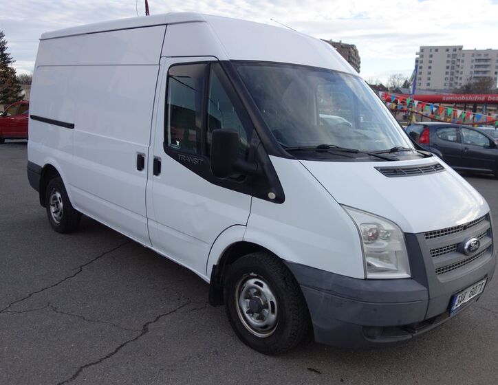 Ford Transit 19
