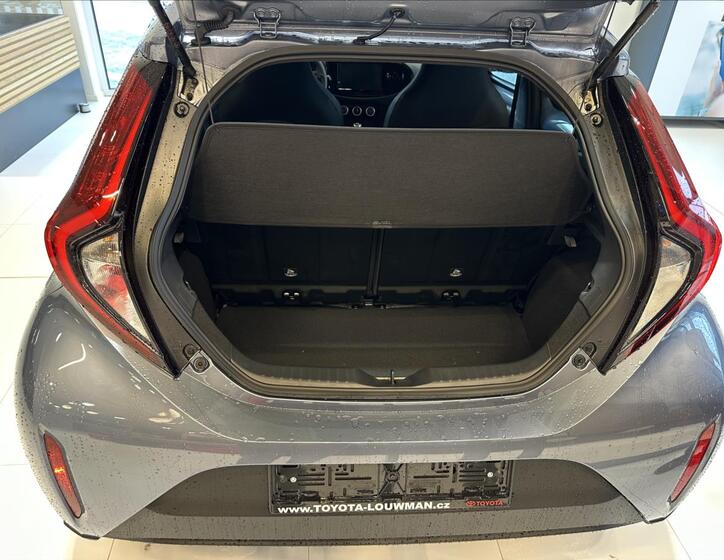 Toyota Aygo 8