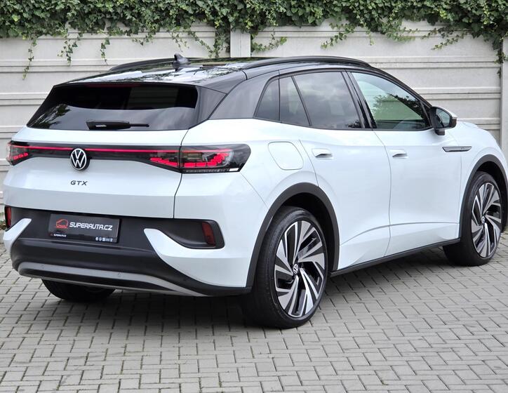 Volkswagen ID.4 6