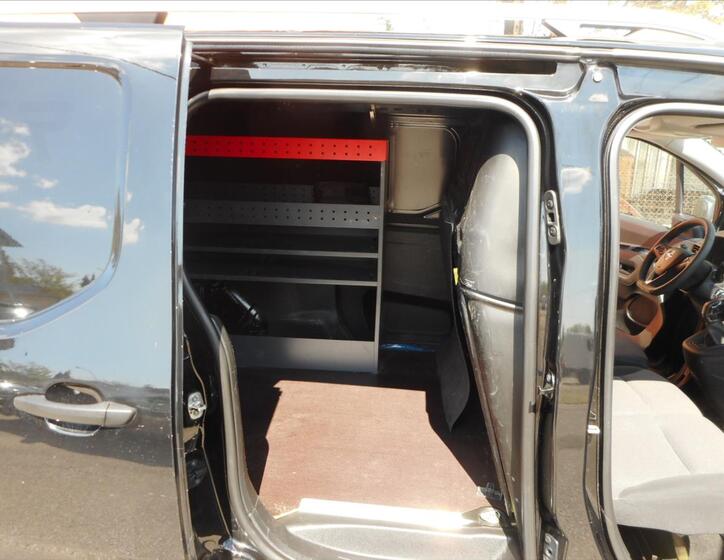 Opel Combo 16