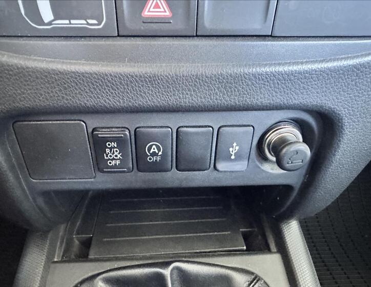 Mitsubishi L200 18