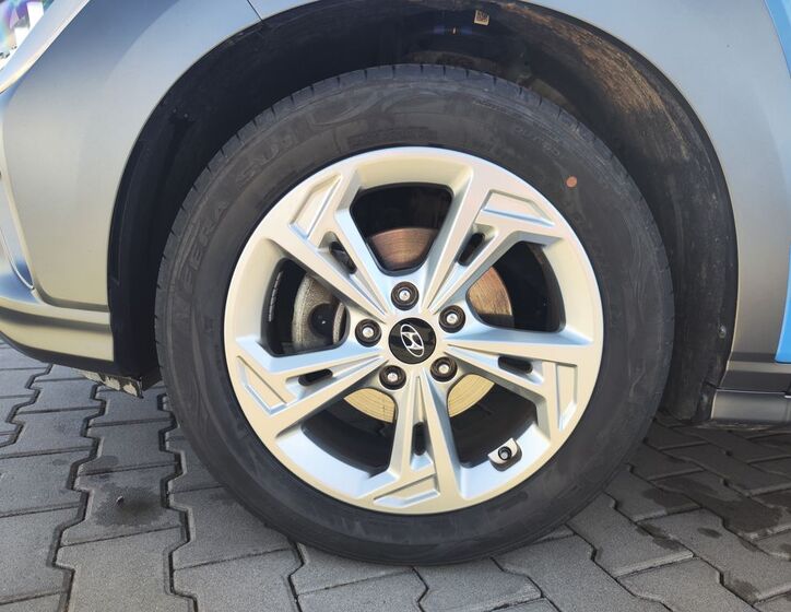 Hyundai Kona 35